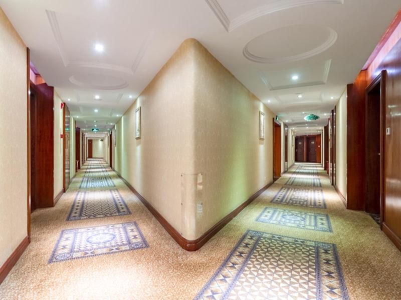 Vienna Hotel Shenzhen Songgang Shajiang Road Εξωτερικό φωτογραφία